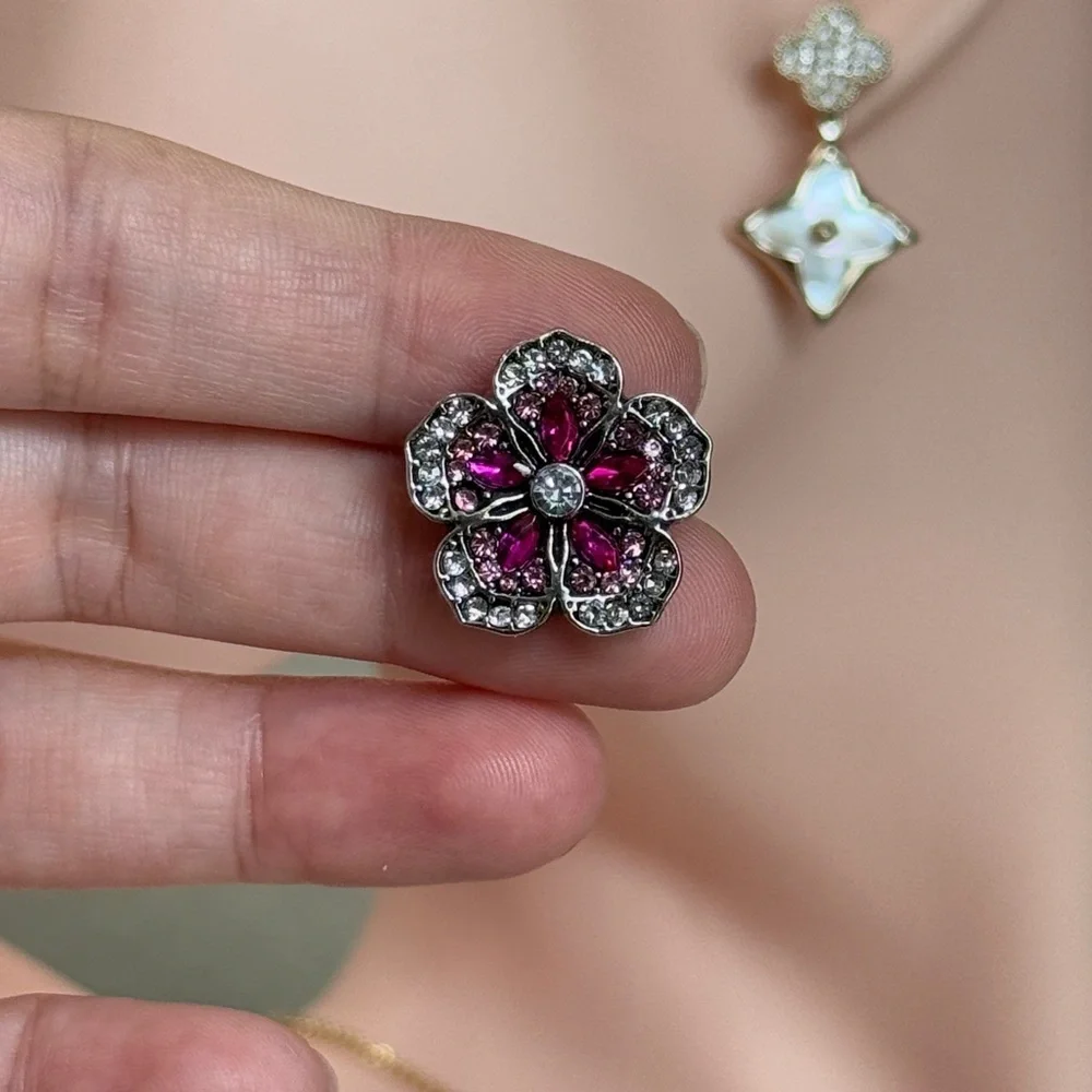 Floral Brooch With Pink Zirconia